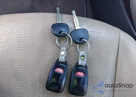 2011 Hyundai Elantra Limited из США, поврежденный, VIN 5NPDH4AEXBH013601